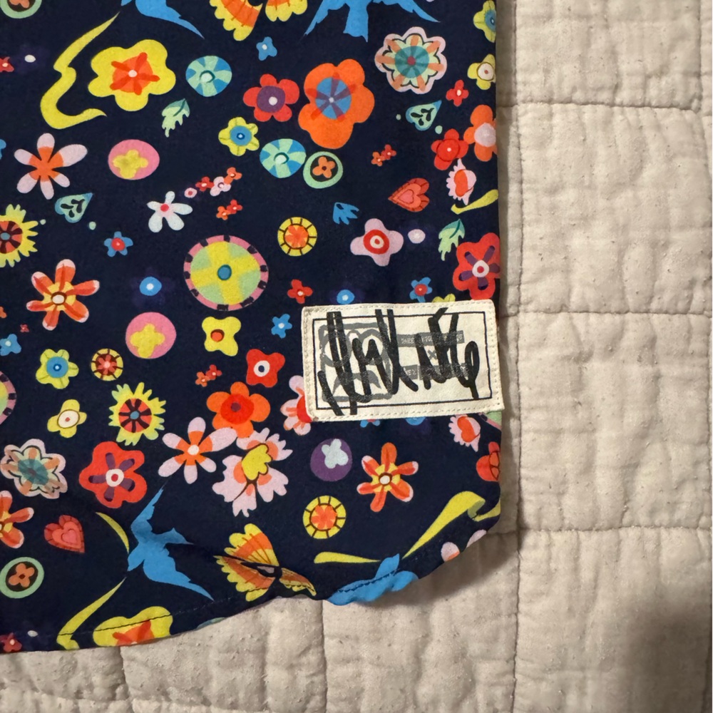 RSVLTS Navy Short-Sleeve Button-Down with Multicolor Floral & Bird Print - Picture 5 of 7